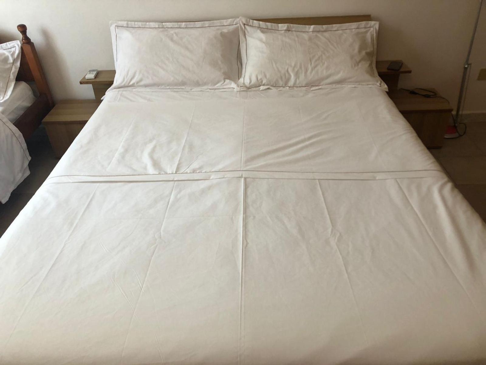 Apartement City Center Berat Buitenkant foto